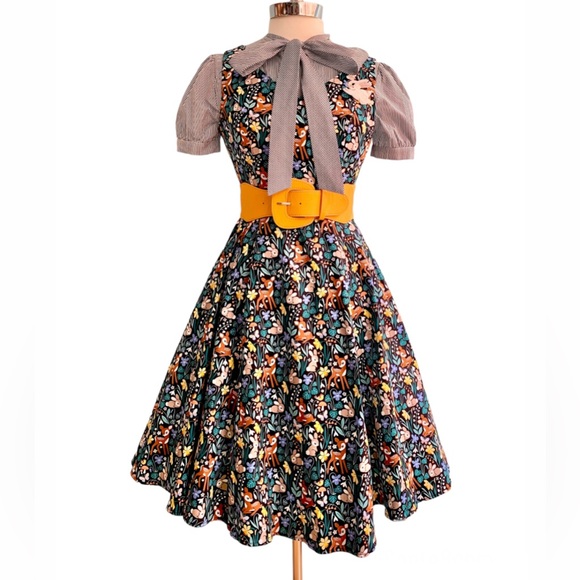 Bambi Floral Print V Neck Dress by Eva Rose - Picture 2 of 10